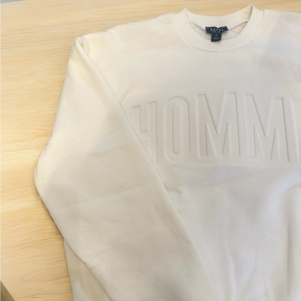 BoohooMan Homme Oversized Debossed Sweatshirt- White - Mens Size Medium